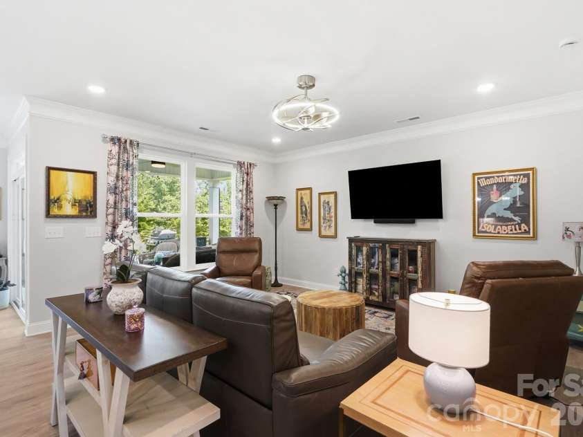 1441 Ardmore Drive, Sherrills Ford, NC 28673.  MLS# CAR4407391, YatesRealty ID 42500. 