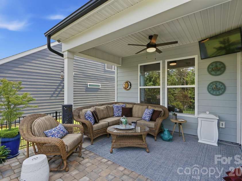 1441 Ardmore Drive, Sherrills Ford, NC 28673.  MLS# CAR4407391, YatesRealty ID 42500. 