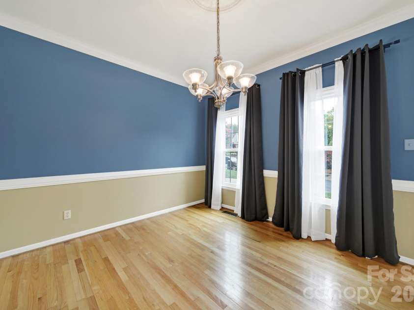 5709 Mallard Grove Road, Charlotte, NC 28269.  MLS# CAR4412816, YatesRealty ID 42502. 