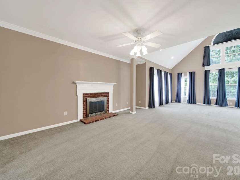 5709 Mallard Grove Road, Charlotte, NC 28269.  MLS# CAR4412816, YatesRealty ID 42502. 