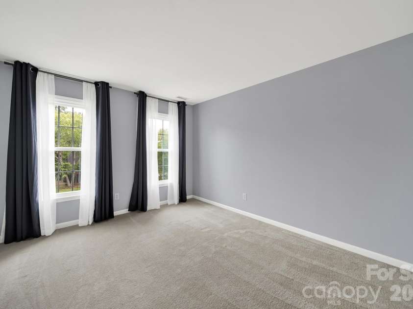 5709 Mallard Grove Road, Charlotte, NC 28269.  MLS# CAR4412816, YatesRealty ID 42502. 