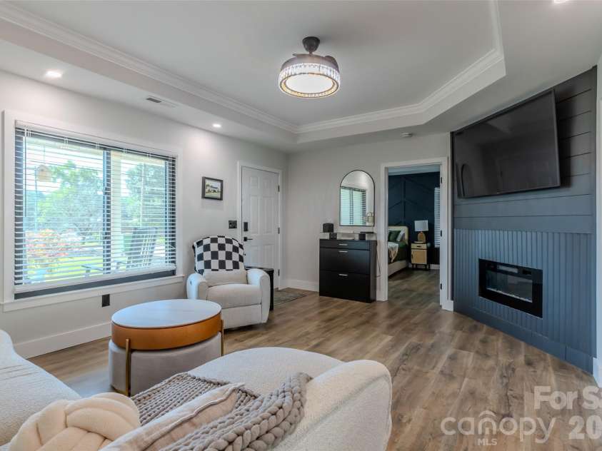 506 Cansler Street, Kings Mountain, NC 28086.  MLS# CAR4412832, YatesRealty ID 42503. 