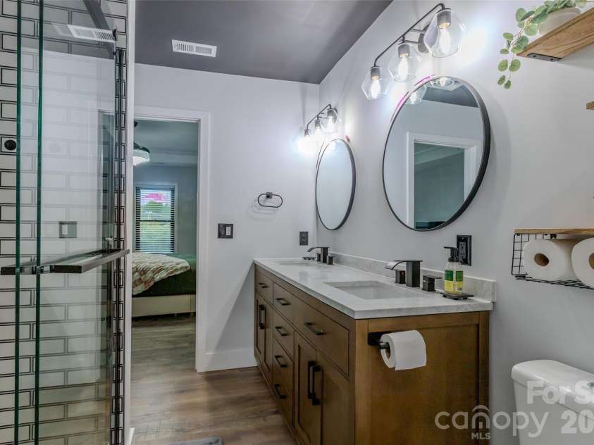 506 Cansler Street, Kings Mountain, NC 28086.  MLS# CAR4412832, YatesRealty ID 42503. 