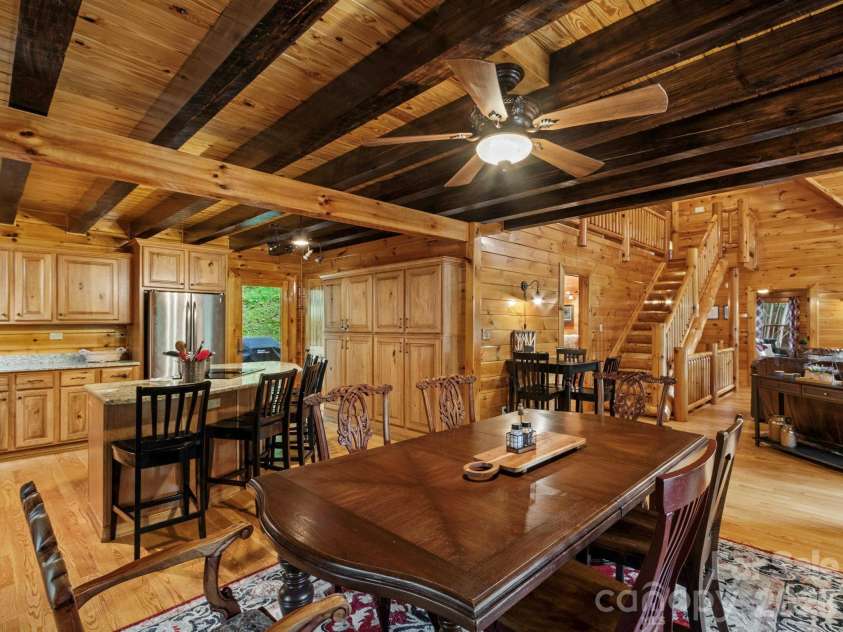 475 Toe River Road, Burnsville, NC 28714.  MLS# CAR4412913, YatesRealty ID 42506. 