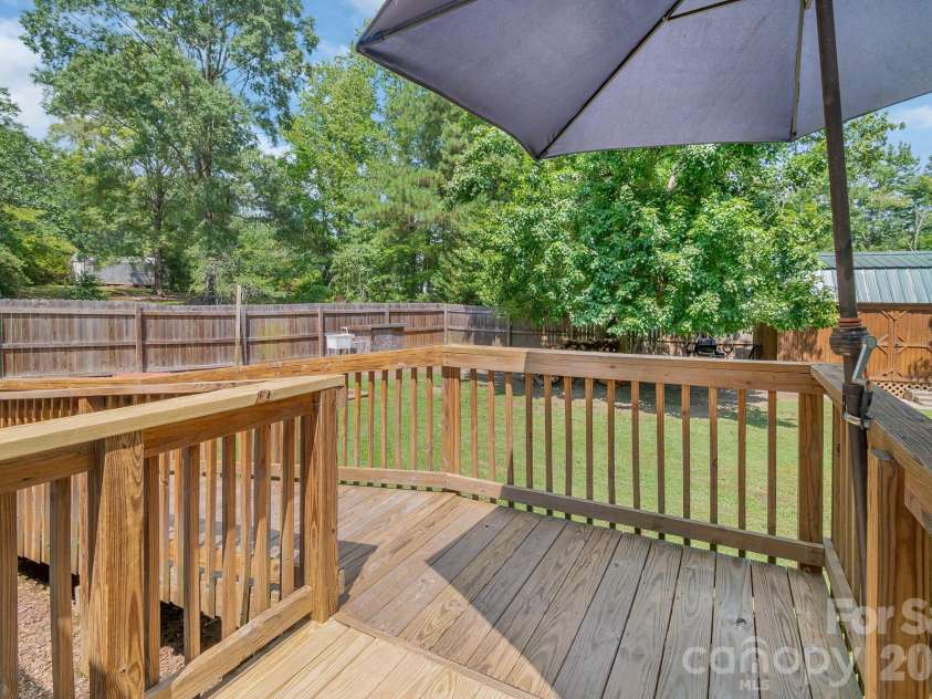 125 & 139 Farthing Drive, Lancaster, SC 29720.  MLS# CAR4403880, YatesRealty ID 42508. Back Deck