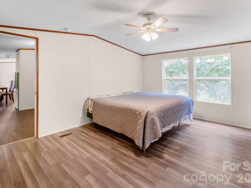 125 & 139 Farthing Drive, Lancaster, SC 29720.  MLS# CAR4403880, YatesRealty ID 42508. Main Bedroom