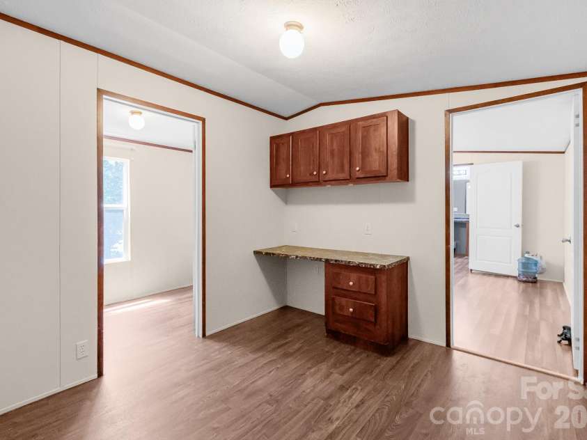 125 & 139 Farthing Drive, Lancaster, SC 29720.  MLS# CAR4403880, YatesRealty ID 42508. Office Area