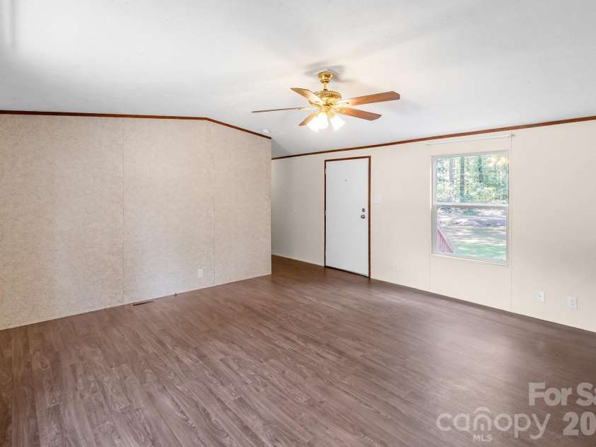 125 & 139 Farthing Drive, Lancaster, SC 29720.  MLS# CAR4403880, YatesRealty ID 42508. Open Living Area