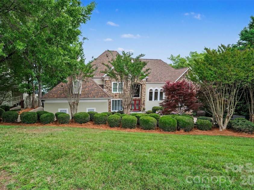 16105 Woolwine Road, Charlotte, NC 28278.  MLS# CAR4385988, YatesRealty ID 42509. Exterior