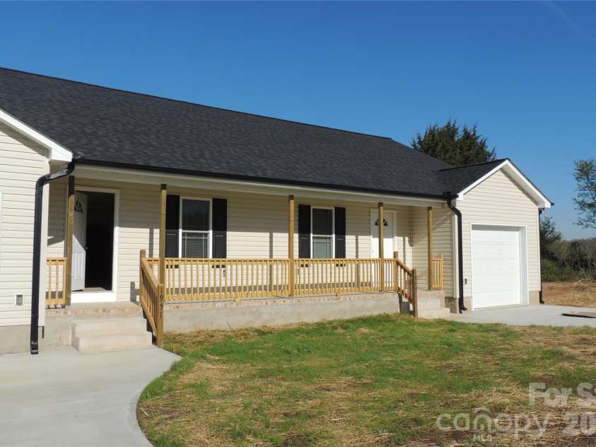 1943-1955 Glen Manor Court, Lincolnton, NC 28092.  MLS# CAR4352525, YatesRealty ID 4251. 