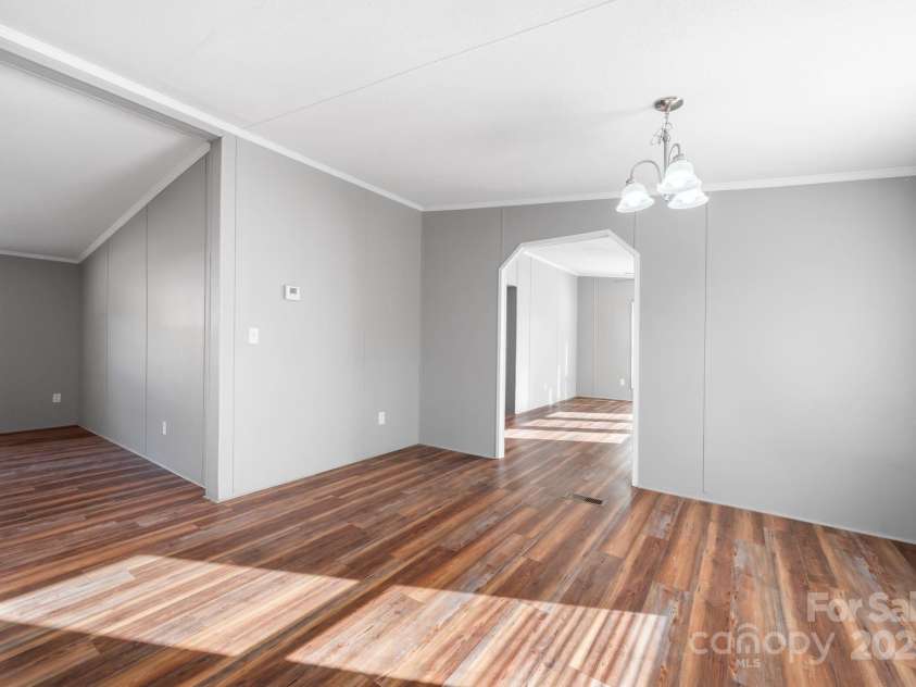 390 River Shoals Ridge Drive, Taylorsville, NC 28681.  MLS# CAR4319372, YatesRealty ID 4251. 