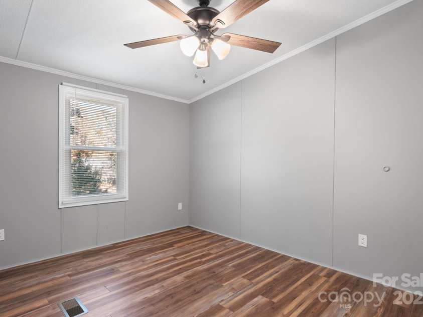 390 River Shoals Ridge Drive, Taylorsville, NC 28681.  MLS# CAR4319372, YatesRealty ID 4251. 