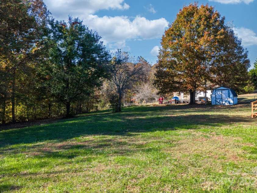 390 River Shoals Ridge Drive, Taylorsville, NC 28681.  MLS# CAR4319372, YatesRealty ID 4251. 