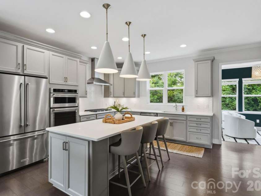 317 Belton Street, Charlotte, NC 28209.  MLS# CAR4410356, YatesRealty ID 42510. 