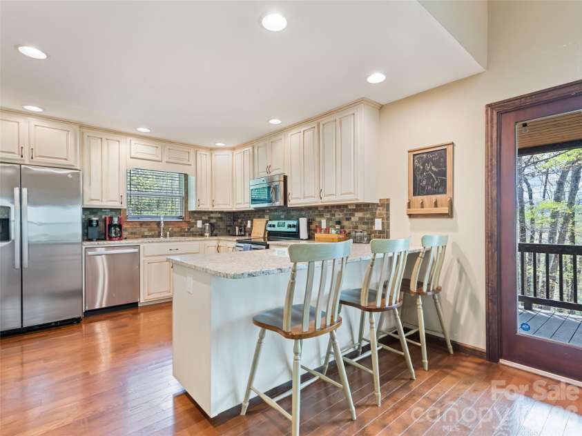 374 Rio Bravo Drive, Sylva, NC 28779.  MLS# CAR4412134, YatesRealty ID 42511. 