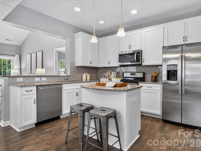 3153 Hartson Pointe Drive, Fort Mill, SC 29707.  MLS# CAR4400935, YatesRealty ID 42512. 
