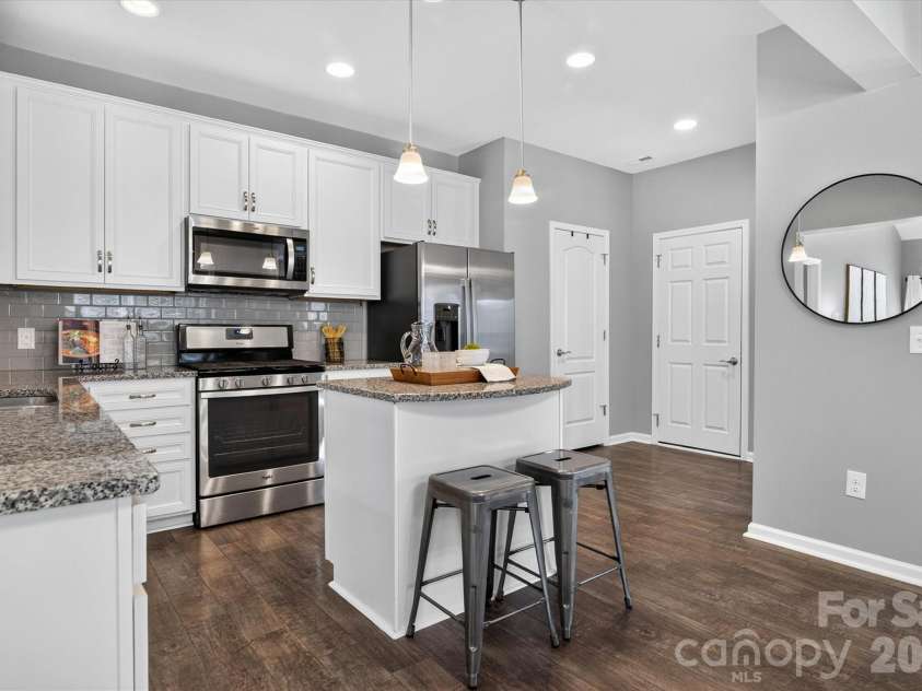 3153 Hartson Pointe Drive, Fort Mill, SC 29707.  MLS# CAR4400935, YatesRealty ID 42512. 