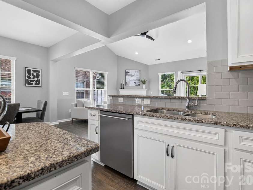 3153 Hartson Pointe Drive, Fort Mill, SC 29707.  MLS# CAR4400935, YatesRealty ID 42512. 