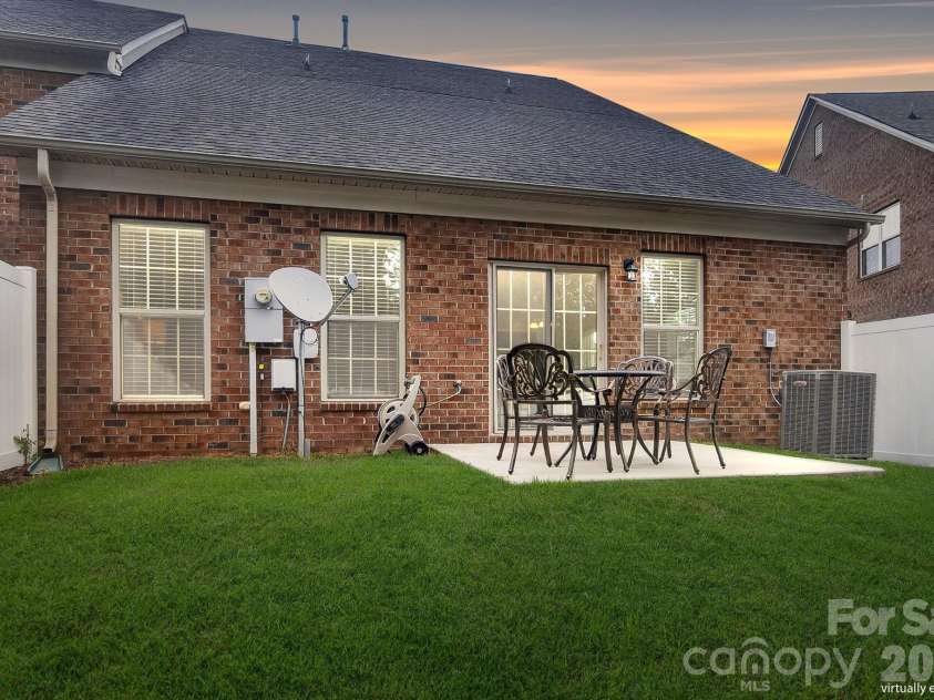 3153 Hartson Pointe Drive, Fort Mill, SC 29707.  MLS# CAR4400935, YatesRealty ID 42512. 