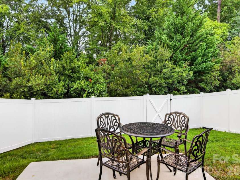 3153 Hartson Pointe Drive, Fort Mill, SC 29707.  MLS# CAR4400935, YatesRealty ID 42512. 