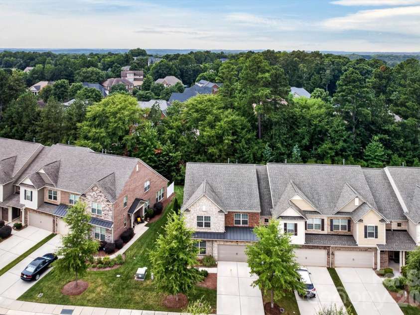 3153 Hartson Pointe Drive, Fort Mill, SC 29707.  MLS# CAR4400935, YatesRealty ID 42512. 