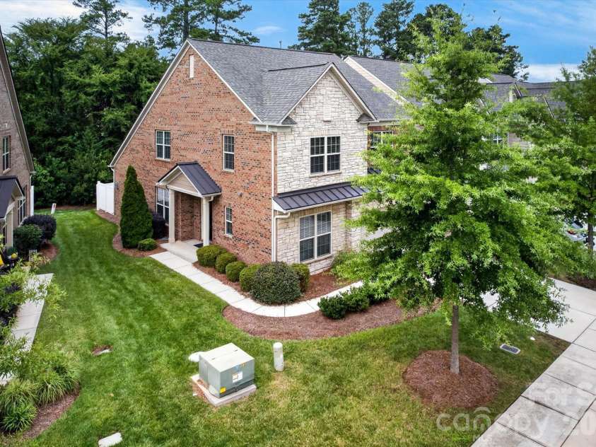 3153 Hartson Pointe Drive, Fort Mill, SC 29707.  MLS# CAR4400935, YatesRealty ID 42512. 