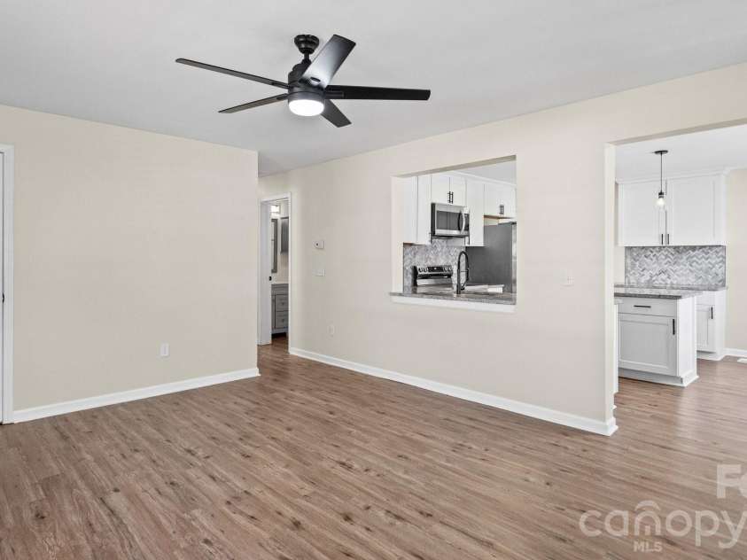 3208 Boyd Street, Charlotte, NC 28208.  MLS# CAR4410068, YatesRealty ID 42513. 