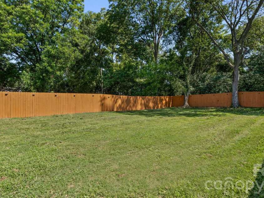 3208 Boyd Street, Charlotte, NC 28208.  MLS# CAR4410068, YatesRealty ID 42513. 