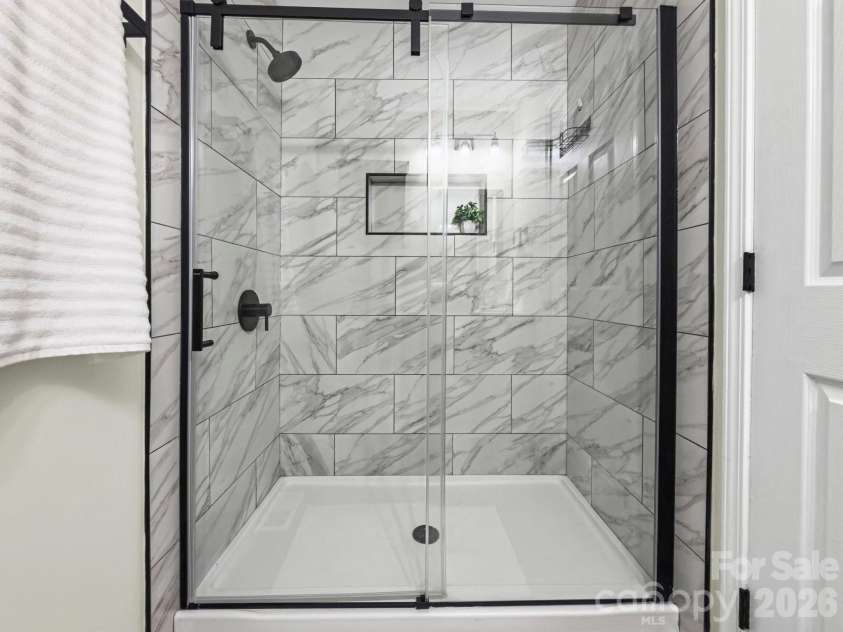 3208 Boyd Street, Charlotte, NC 28208.  MLS# CAR4410068, YatesRealty ID 42513. Primary bathroom