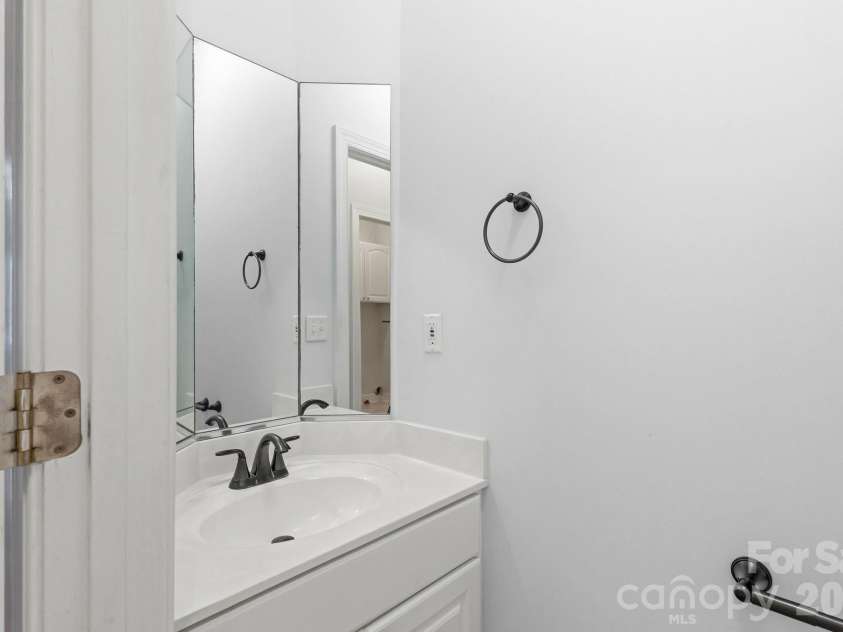 1366 Crown Ridge Drive, Fort Mill, SC 29708.  MLS# CAR4397987, YatesRealty ID 42516. 