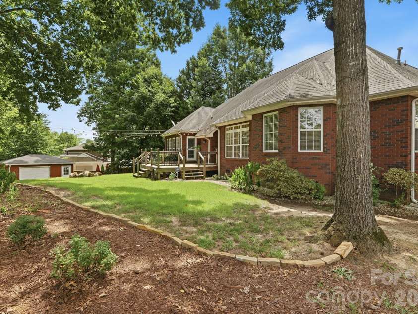 1366 Crown Ridge Drive, Fort Mill, SC 29708.  MLS# CAR4397987, YatesRealty ID 42516. 