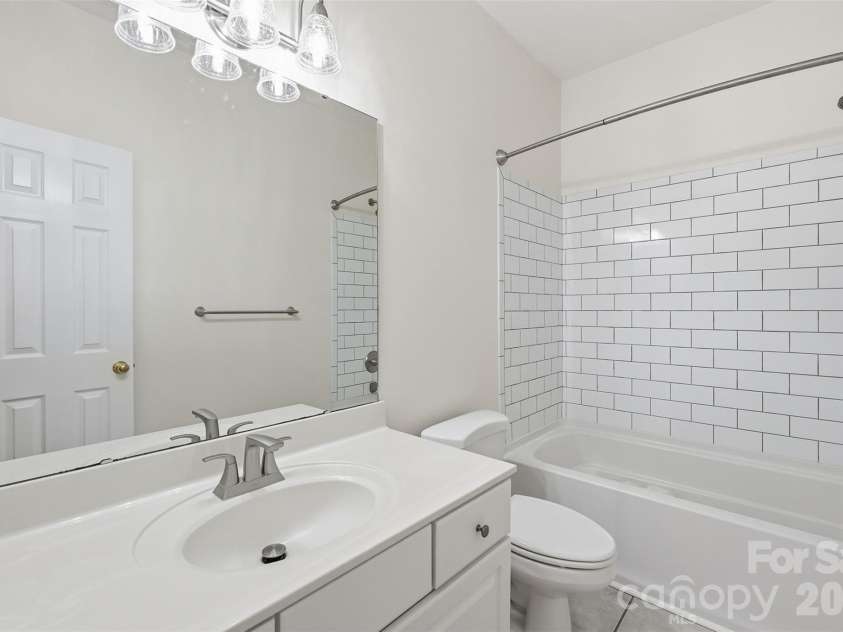 1366 Crown Ridge Drive, Fort Mill, SC 29708.  MLS# CAR4397987, YatesRealty ID 42516. 