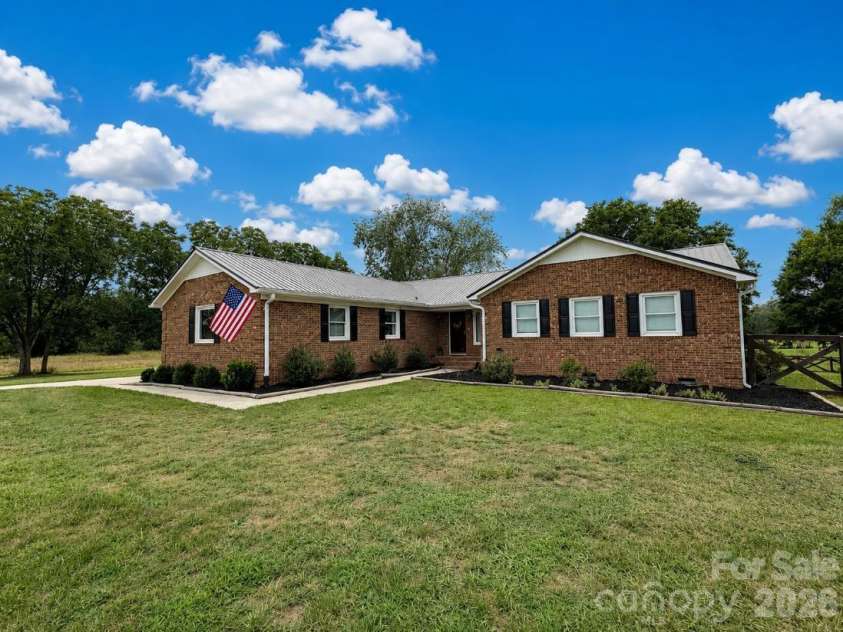 5718 White Store Road, Wingate, NC 28174.  MLS# CAR4411897, YatesRealty ID 42518. 
