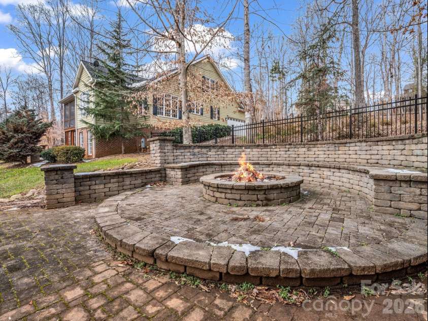 150 William Gilbert Loop, Rutherfordton, NC 28139.  MLS# CAR4342892, YatesRealty ID 4252. 