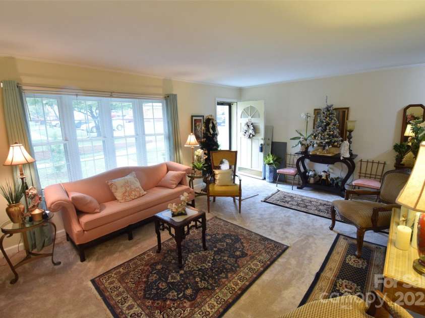 623 New Hope Road, Gastonia, NC 28054.  MLS# CAR4317091, YatesRealty ID 4252. 