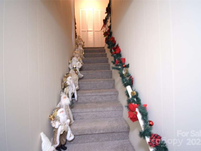 623 New Hope Road, Gastonia, NC 28054.  MLS# CAR4317091, YatesRealty ID 4252. 