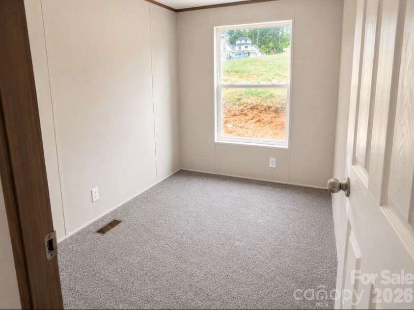 182 Left Fork Road, Pickens, SC 29671.  MLS# CAR4384235, YatesRealty ID 42521. 