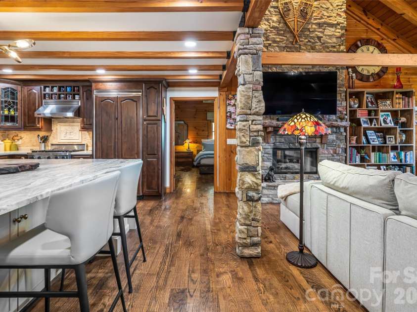 580 Flying Hawk Trail, Waynesville, NC 28786.  MLS# CAR4410856, YatesRealty ID 42522. 