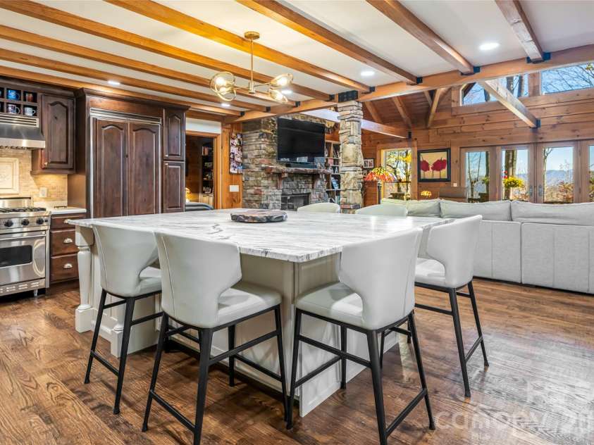 580 Flying Hawk Trail, Waynesville, NC 28786.  MLS# CAR4410856, YatesRealty ID 42522. Newly updated kitchen