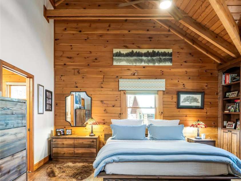 580 Flying Hawk Trail, Waynesville, NC 28786.  MLS# CAR4410856, YatesRealty ID 42522. Vaulted ceilings in primary offer ample light and space