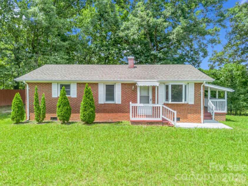 617 Harris Henrietta Road, Forest City, NC 28043.  MLS# CAR4412895, YatesRealty ID 42523. 
