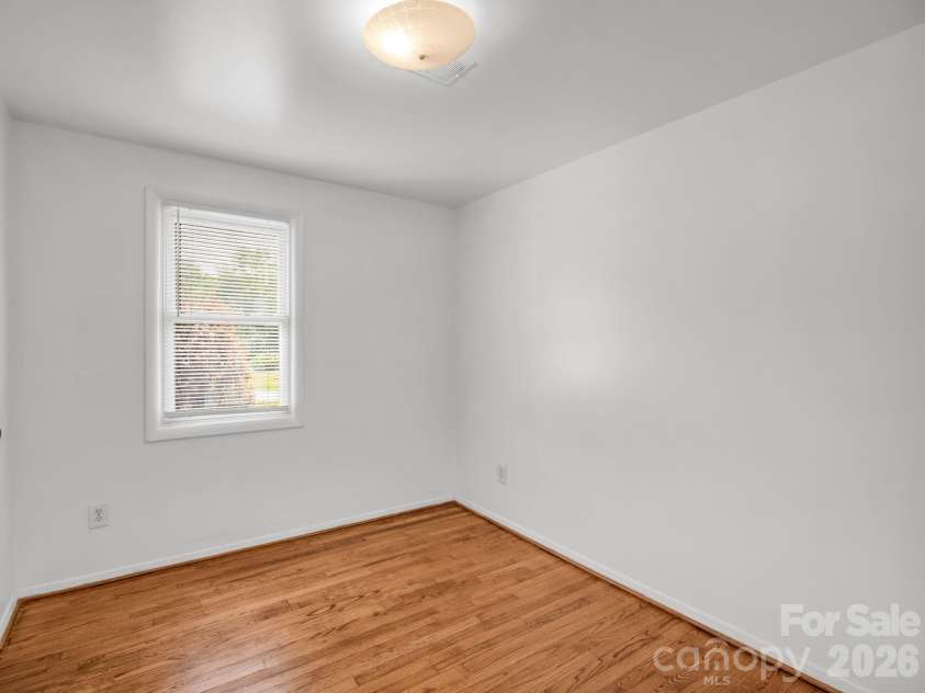 617 Harris Henrietta Road, Forest City, NC 28043.  MLS# CAR4412895, YatesRealty ID 42523. 