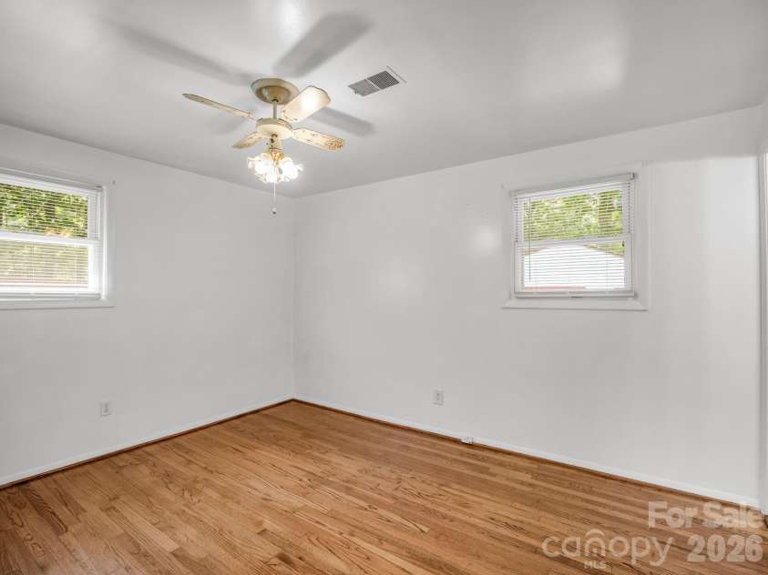 617 Harris Henrietta Road, Forest City, NC 28043.  MLS# CAR4412895, YatesRealty ID 42523. 