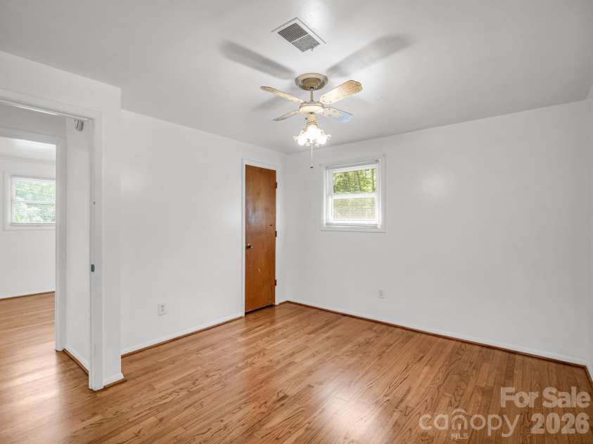 617 Harris Henrietta Road, Forest City, NC 28043.  MLS# CAR4412895, YatesRealty ID 42523. 