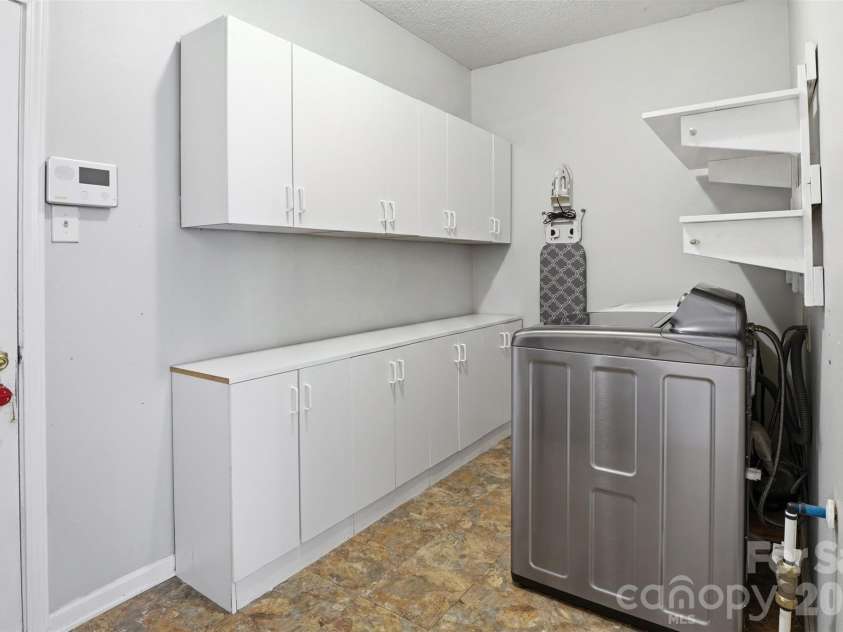 1957 Leesburg Drive, Clover, SC 29710.  MLS# CAR4411306, YatesRealty ID 42524. 