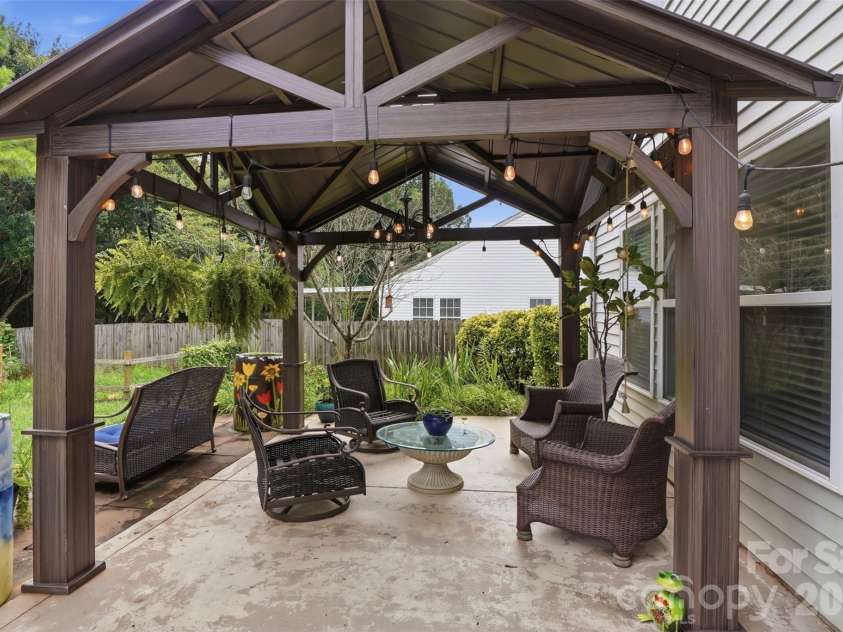 1957 Leesburg Drive, Clover, SC 29710.  MLS# CAR4411306, YatesRealty ID 42524. 