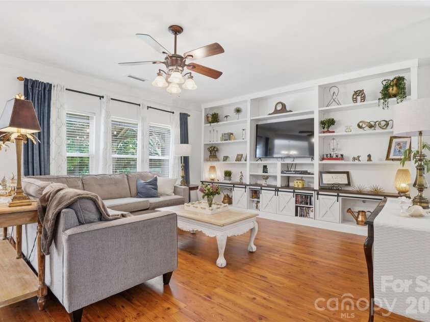 1957 Leesburg Drive, Clover, SC 29710.  MLS# CAR4411306, YatesRealty ID 42524. 