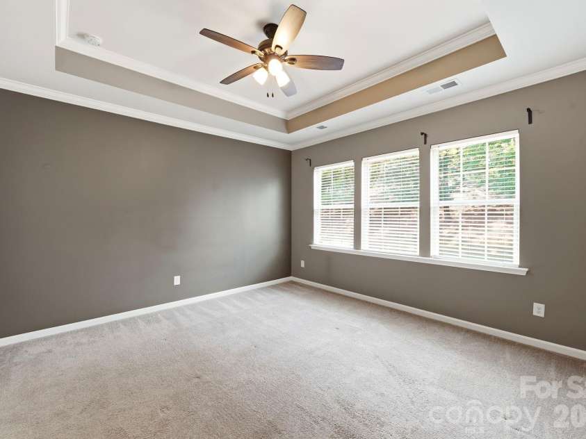 13313 Canterbury Castle Drive, Charlotte, NC 28273.  MLS# CAR4408579, YatesRealty ID 42526. Primary Bedroom