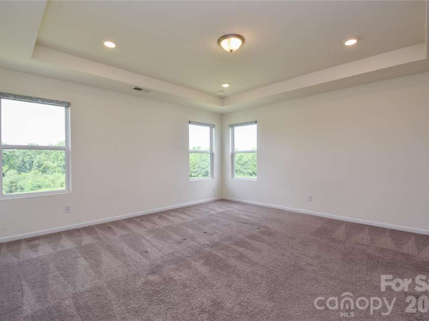 125 Dawn Run Loop, Mooresville, NC 28115.  MLS# CAR4408914, YatesRealty ID 42527. 