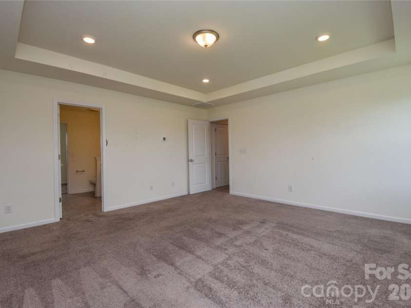 125 Dawn Run Loop, Mooresville, NC 28115.  MLS# CAR4408914, YatesRealty ID 42527. 